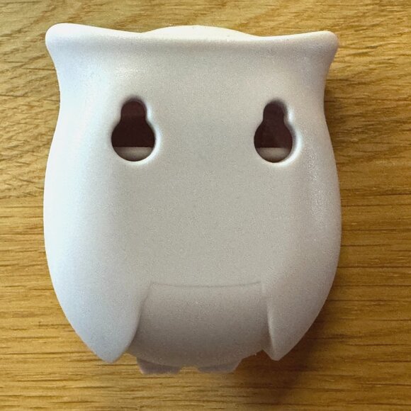 Magnetic Wall Hanging Night Owl Key Holder, White - Picture 5 of 14